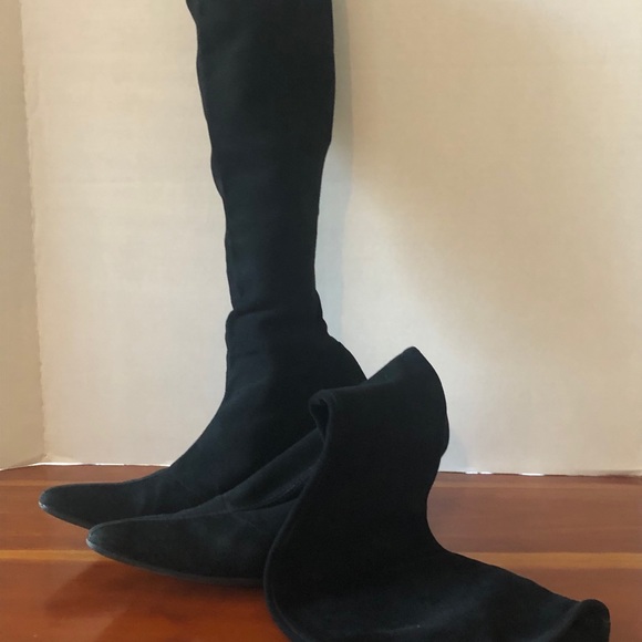 Black Suede Gucci Boots- Knee high sock style - Picture 5 of 13